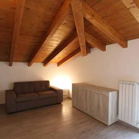 Attic With Pool * نيسّو