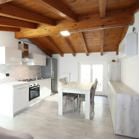 Attic With Pool شقة نيسّو